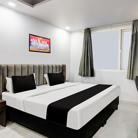Super Collection O Shalimar Bagh Otel Delhi  Dış mekan fotoğraf